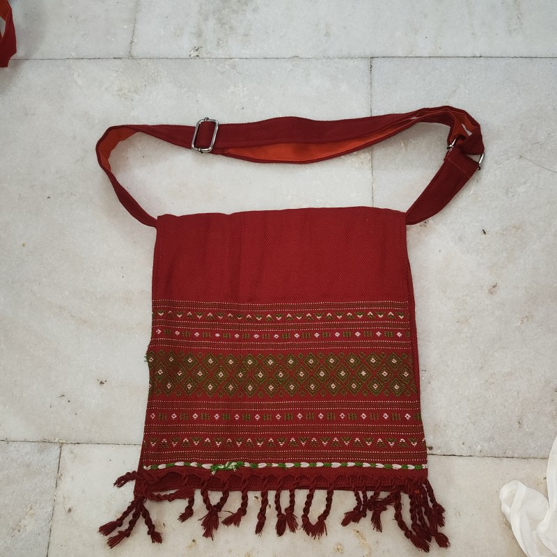Red Thangnang jem Bag (Thadou Kuki )